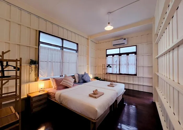 Entire House 3br - White And Ferienhaus