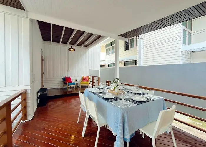 Entire House 3br - White And Ferienhaus *