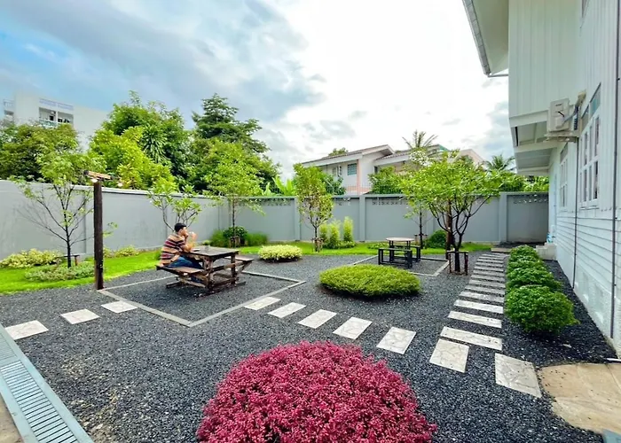 Ferienhaus Entire House 3br - White And Bangkok