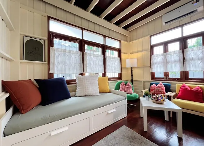 Entire House 3br - White And Ferienhaus Bangkok