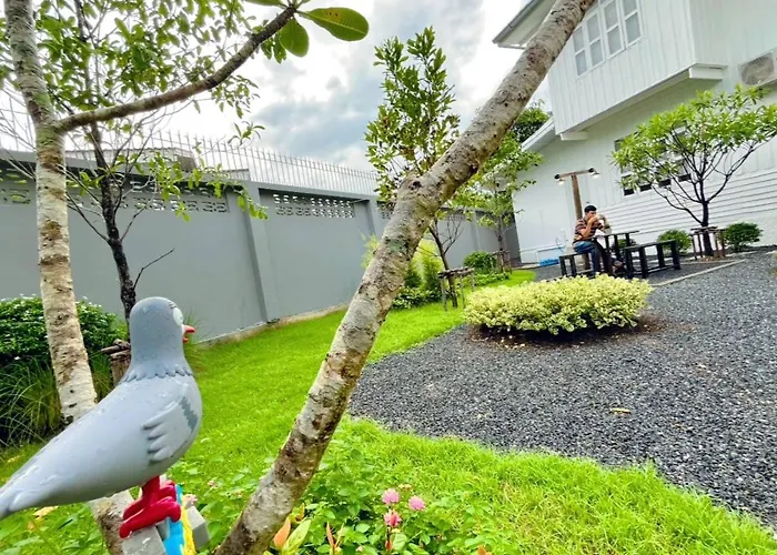 Ferienhaus Entire House 3br - White And Bangkok