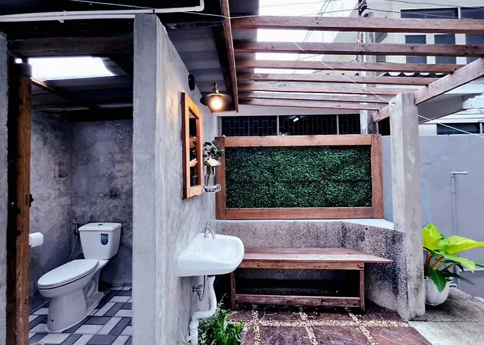 Entire House 3br - White And Ferienhaus Bangkok